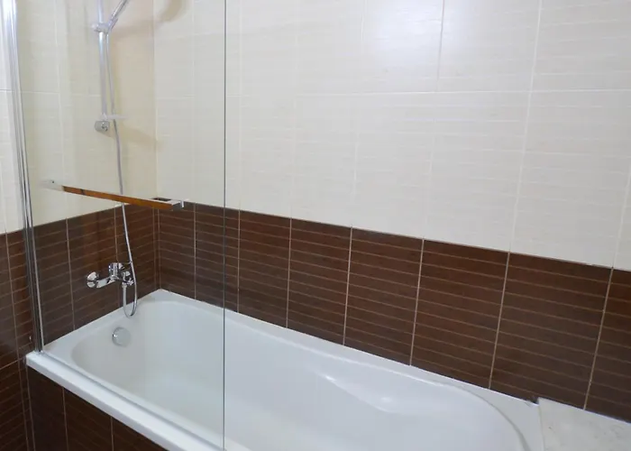 Awesome Sea & Marina View Center 1 Bdr Flat Daire