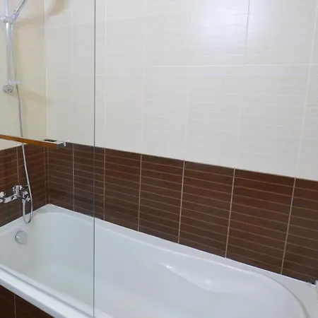 Awesome Sea & Marina View Center 1 Bdr Flat Апартаменты