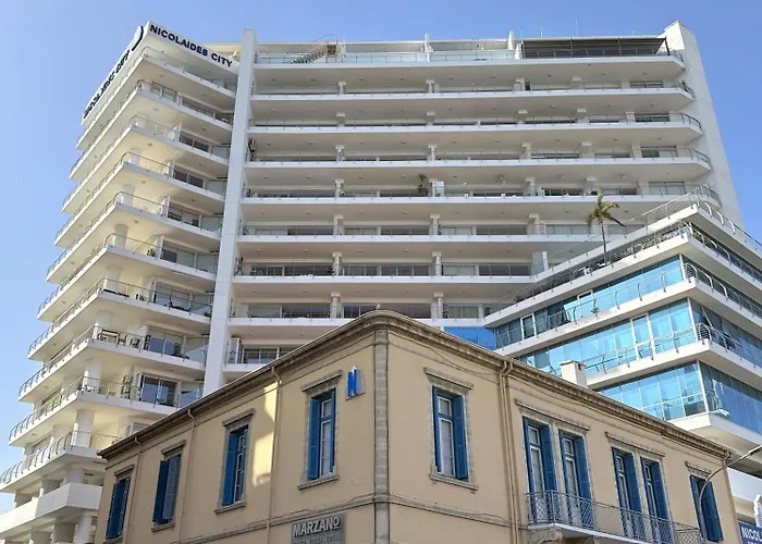 Apartament Awesome Sea & Marina View Center 1 Bdr Flat *